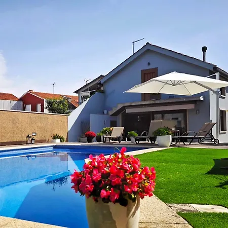 Nyaraló Casa Piscina Boleros